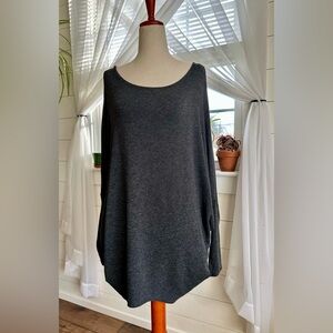 JOLIE DARK GRAY OVERSIZED TUNIC TOP 
SIZE: LARGE